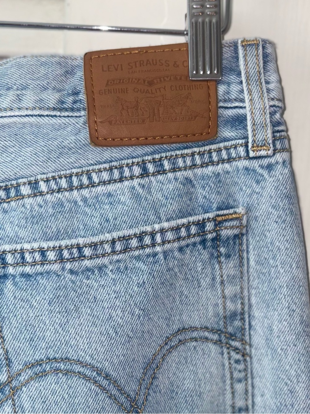 Levi's Premium Wedgie Straight Jeans 27 High Rise Ankle Crop Light Wash 26" - Picture 4 of 7